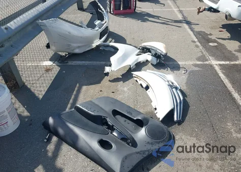 2014 Nissan Versa Note Sv from USA, damaged, VIN 3N1CE2CPXEL368489